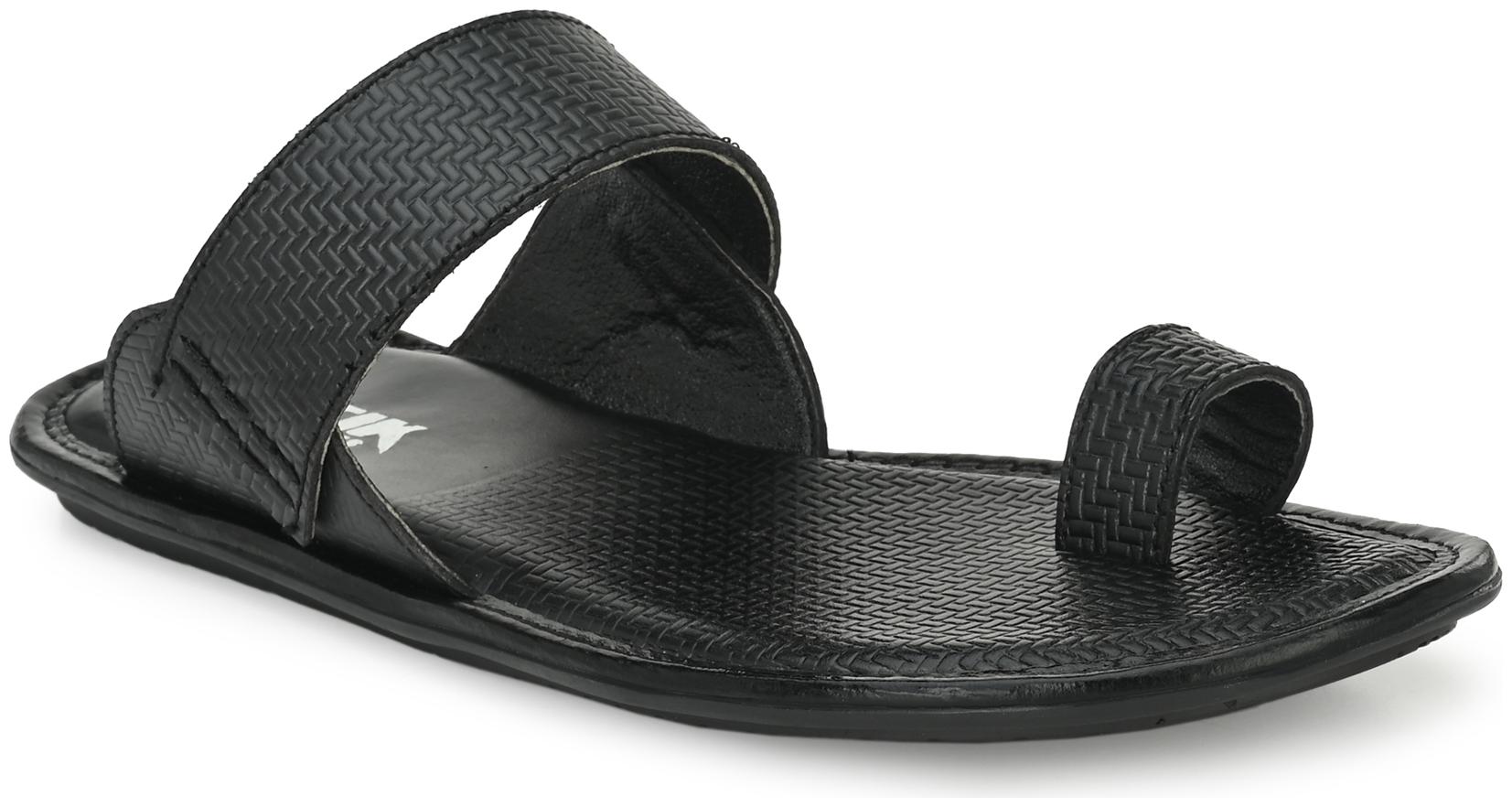 

BUCIK Men Black Indoor Slippers - 1 Pair