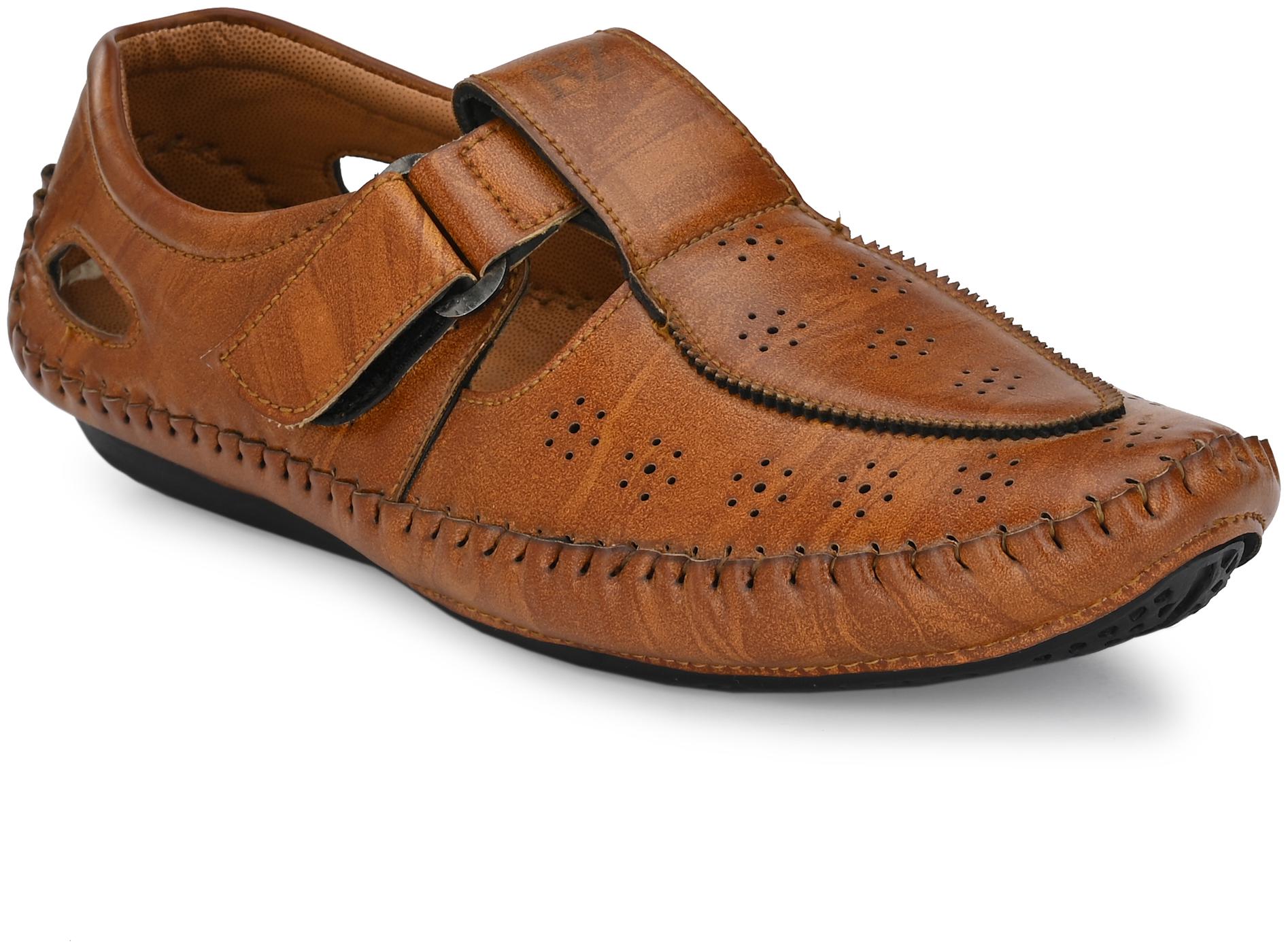 

BUCIK Men Tan Sandals
