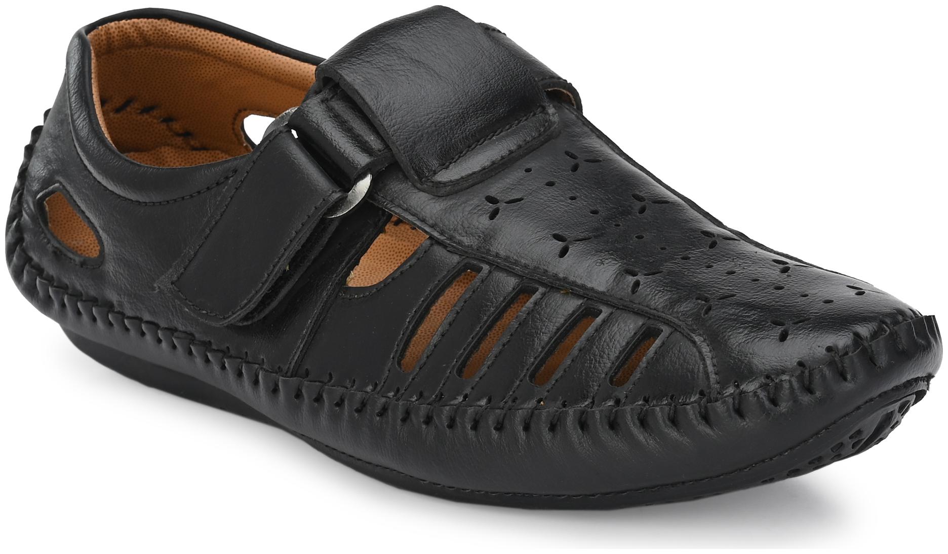 

BUCIK Men Black Sandals