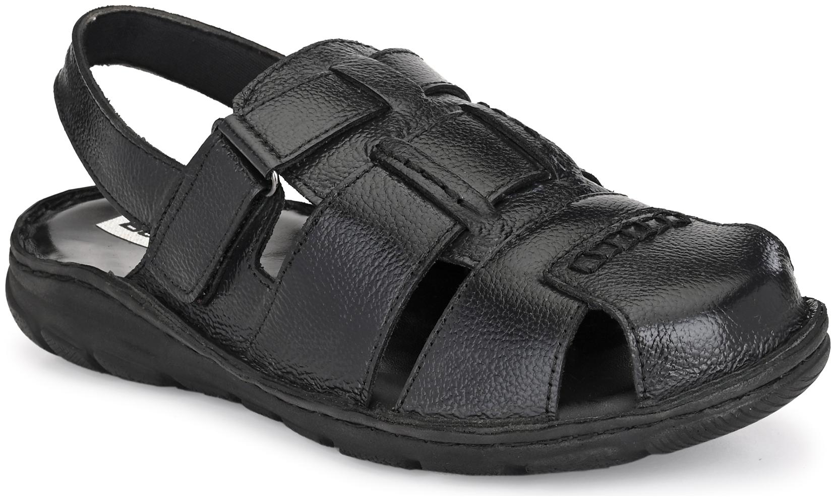 

BUCIK Men Black Sandals