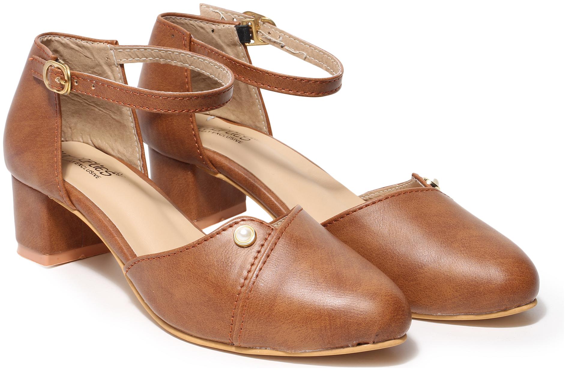 

Butterflies Women Tan Heeled Sandals