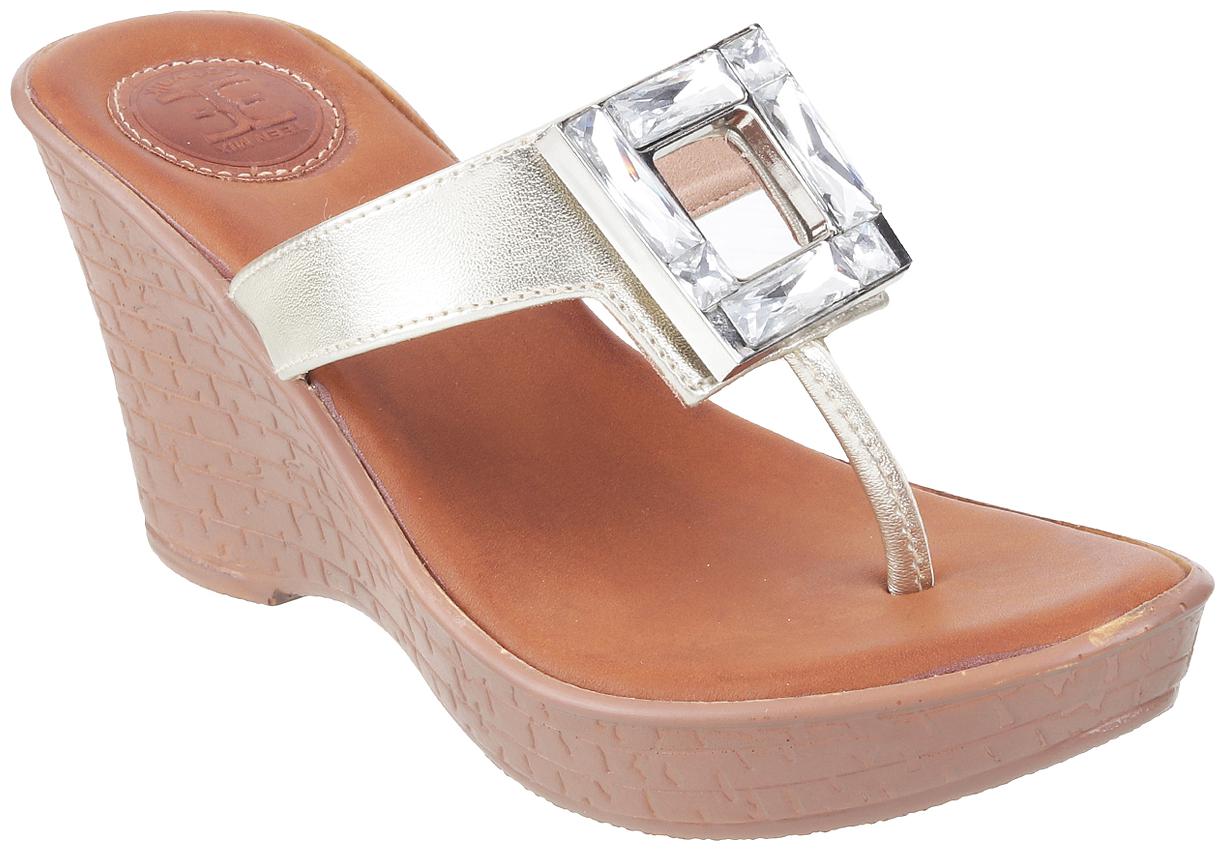 

Catwalk Women Gold Wedges