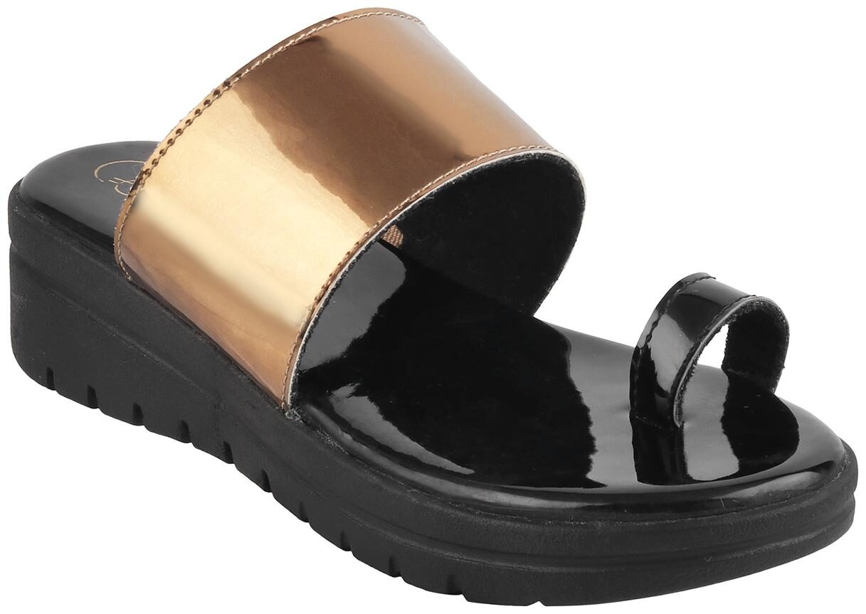 

Catwalk Women Gold One Toe Flats