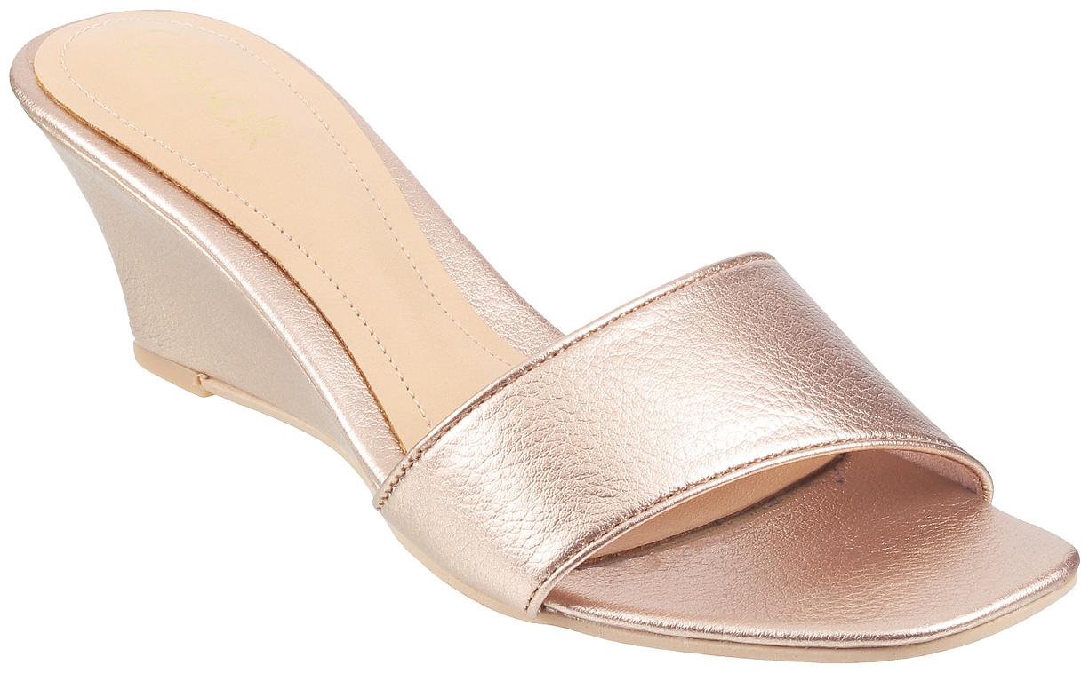 

Catwalk Women Brown Wedges