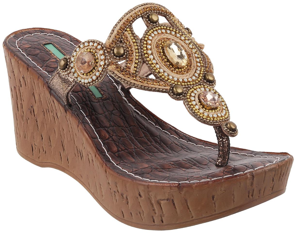

Catwalk Women Gold Wedges