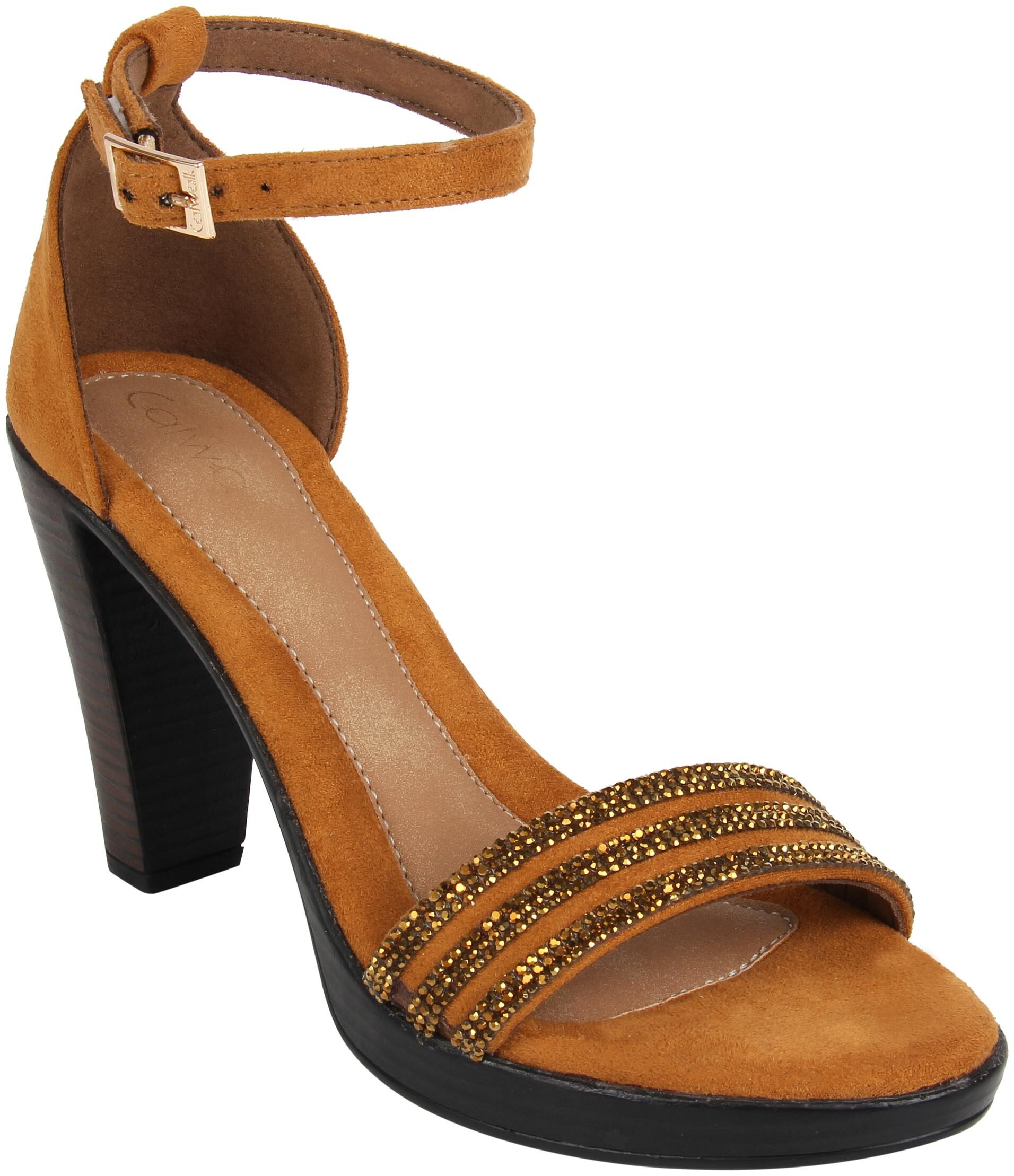 

Catwalk Women Brown Pumps