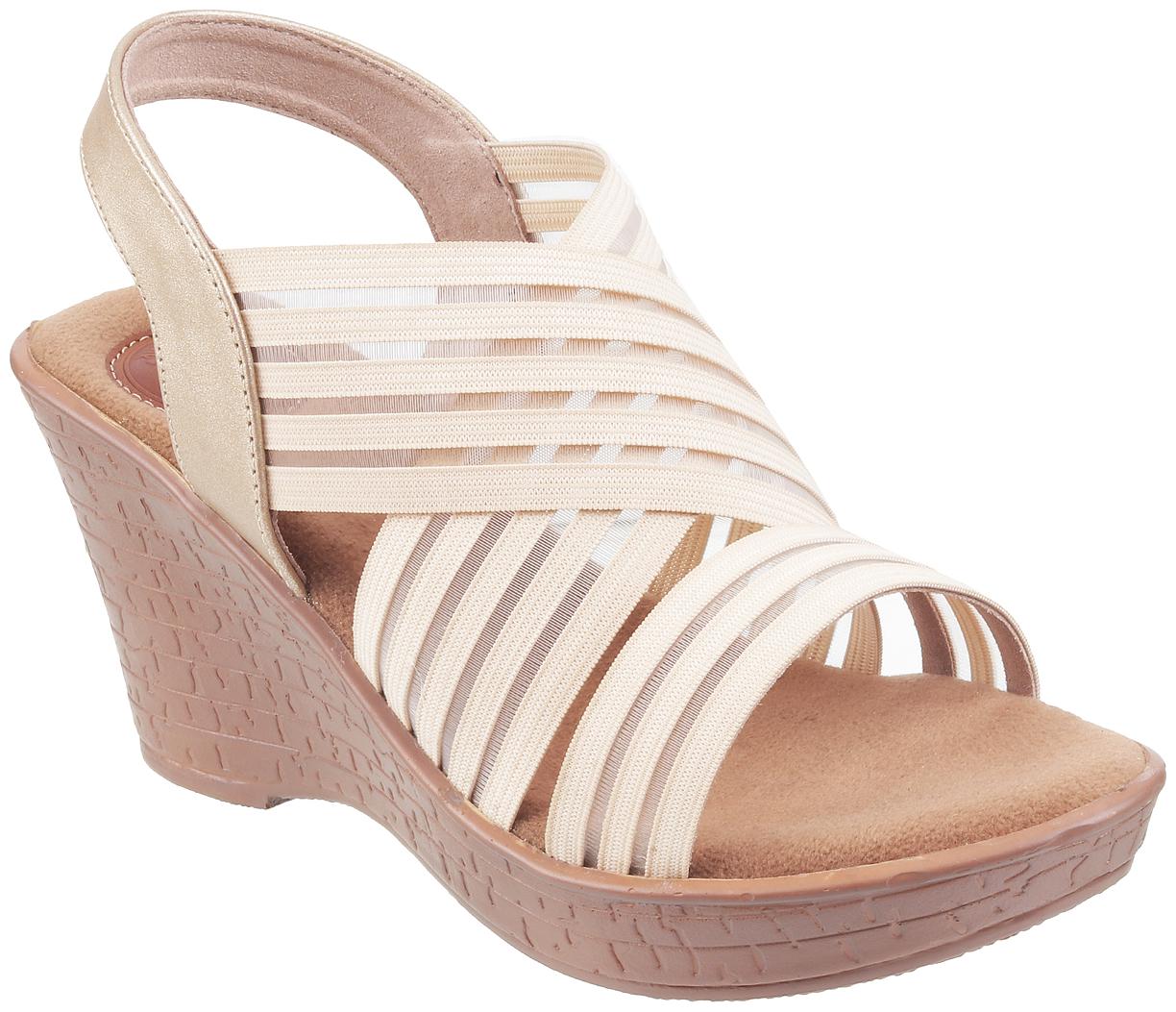 

Catwalk Women Beige Wedges