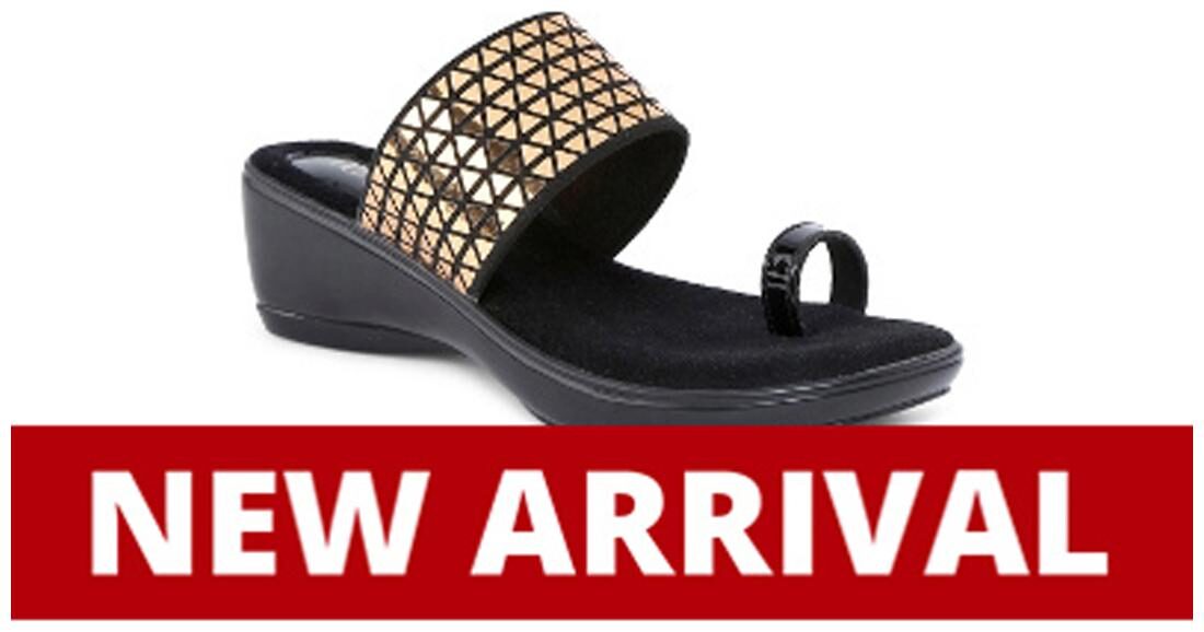 

Catwalk Women Gold Wedges