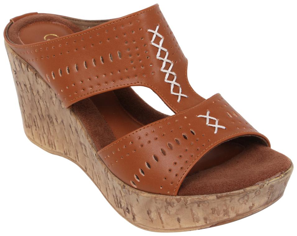 

Catwalk Tan Wedges