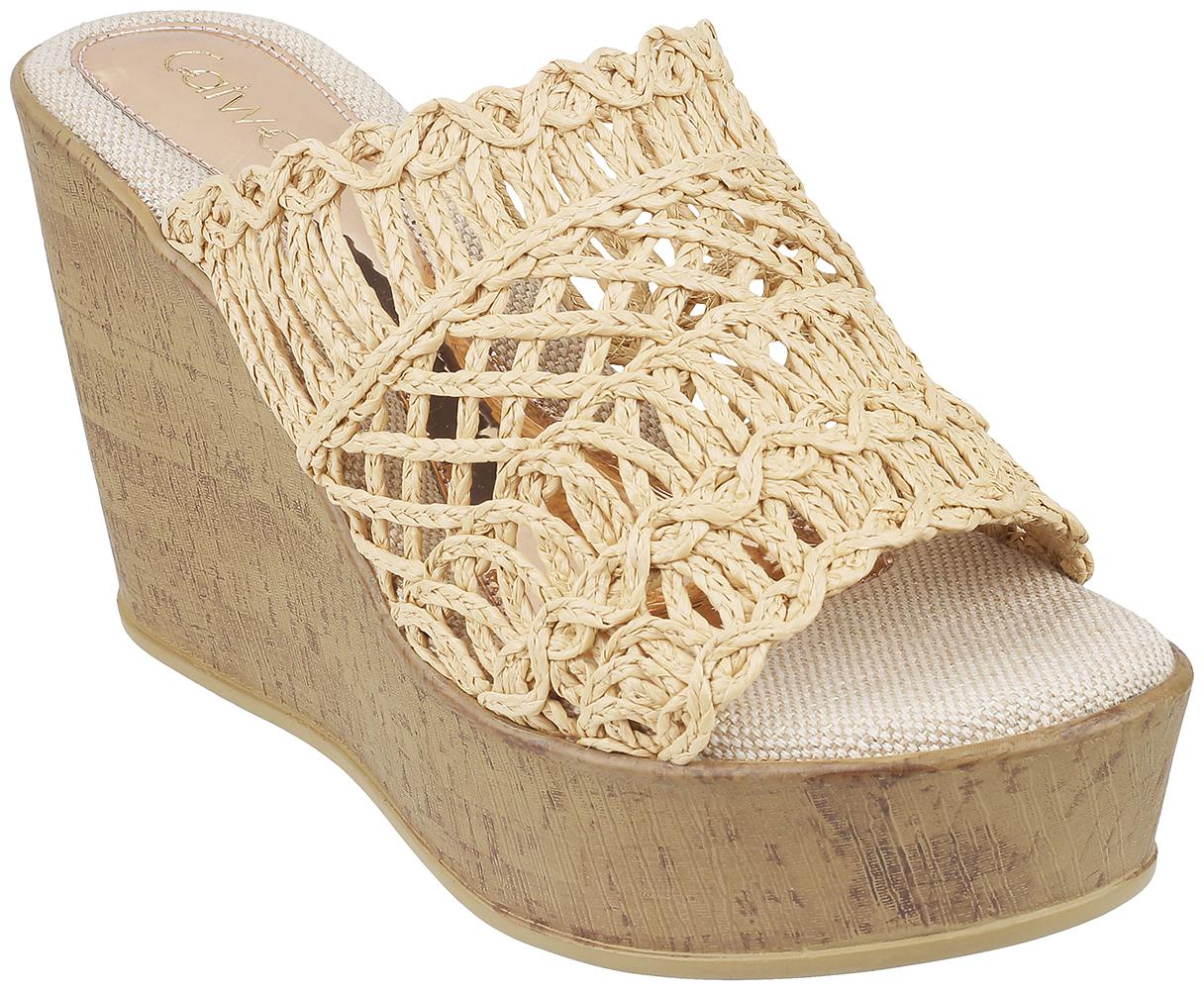 

Catwalk Women Beige Wedges