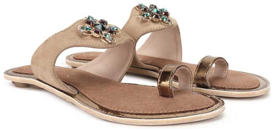 

Catwalk Women Brown One Toe Flats