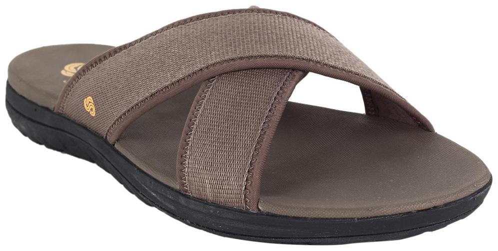 

Clarks Brown Synthetic Slipper