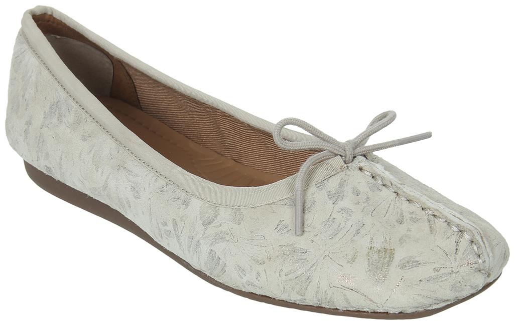

Clarks Women White Espadrilles