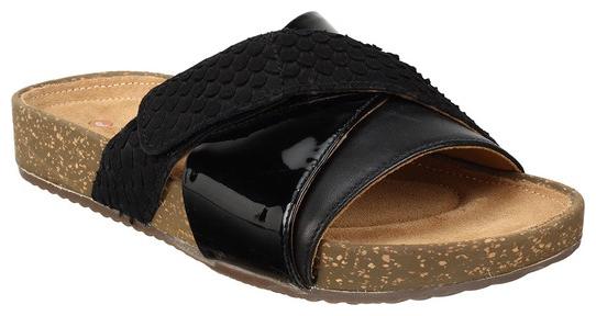 

Clarks Flats Sandals For Women