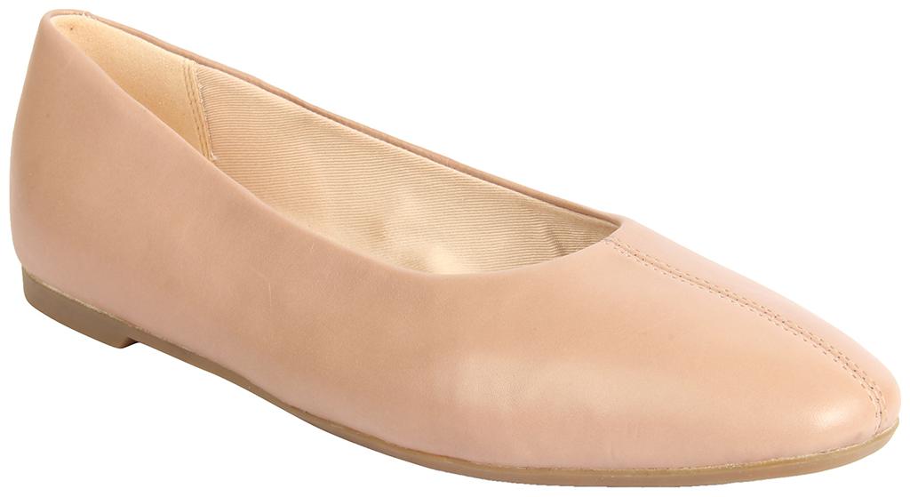 

Clarks Women Brown Bellies