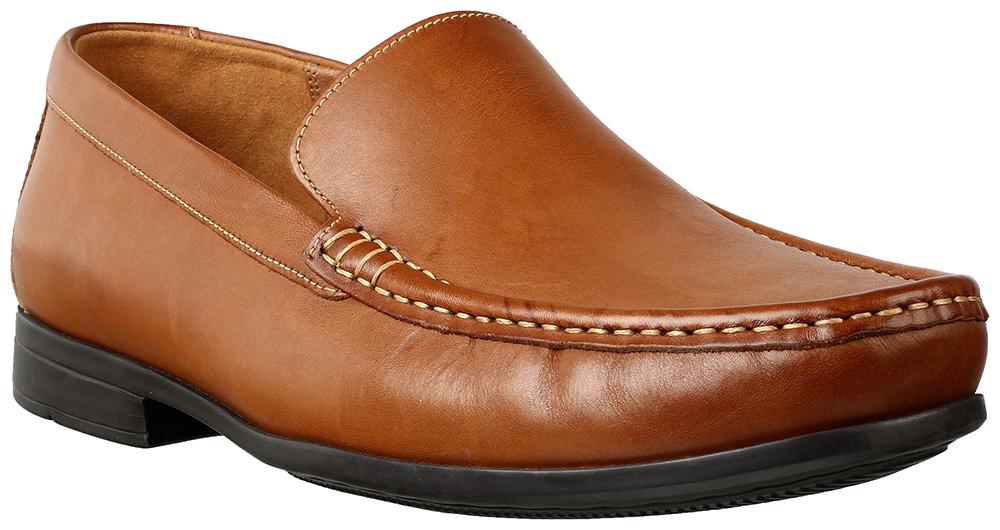 

Clarks Men Tan Loafers