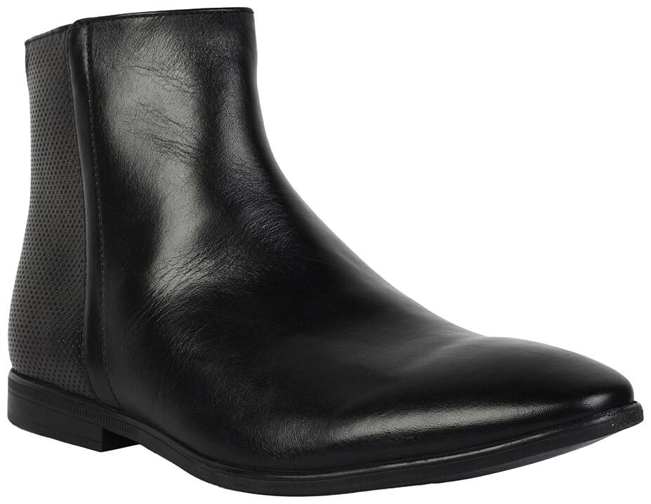 

Clarks Men Black Ankle Boots