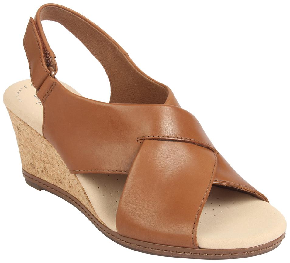 

Clarks Women Tan Heeled Sandals