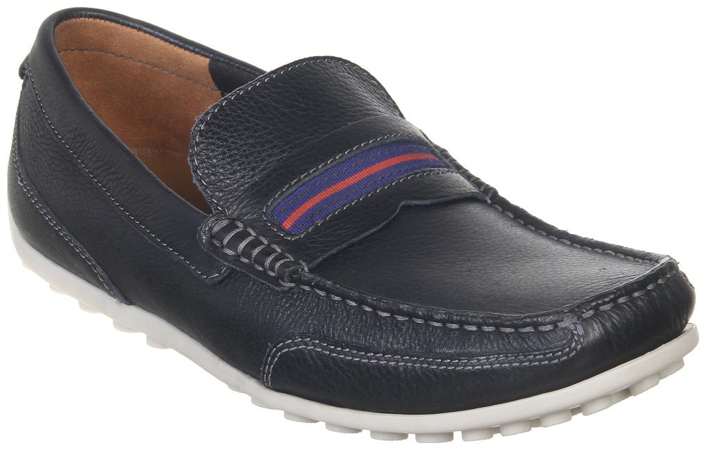 

Clarks Men Blue Loafers - 91261417307