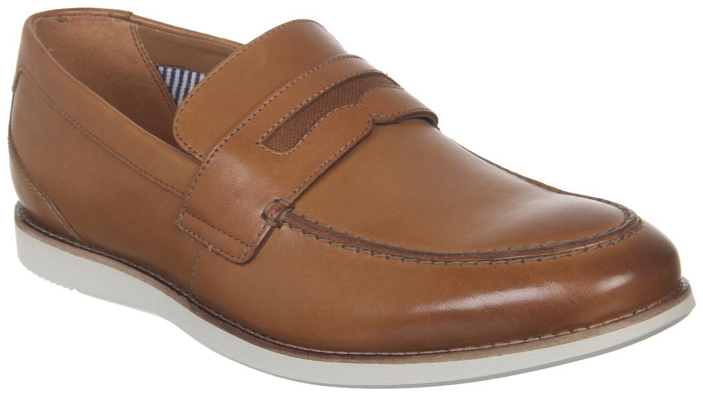 

Clarks Men Brown Loafers - LOAFERS - 91261398827