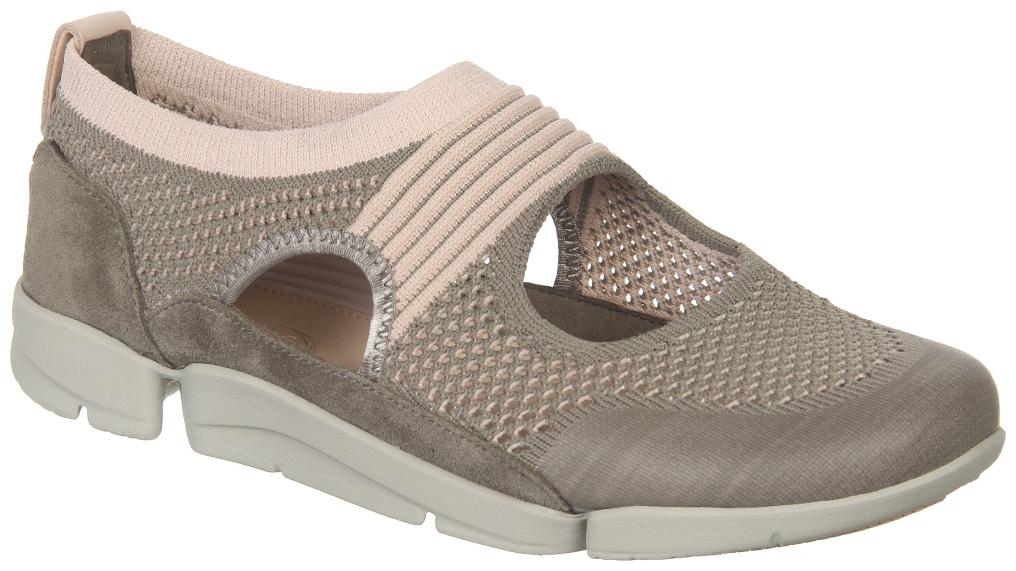 

Clarks Women Brown Sandals