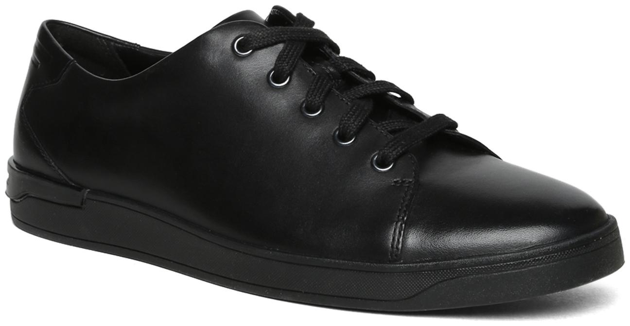 

Clarks Men Black Sneakers