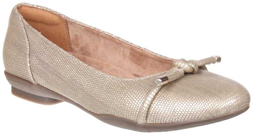 

Clarks Women Beige Bellies