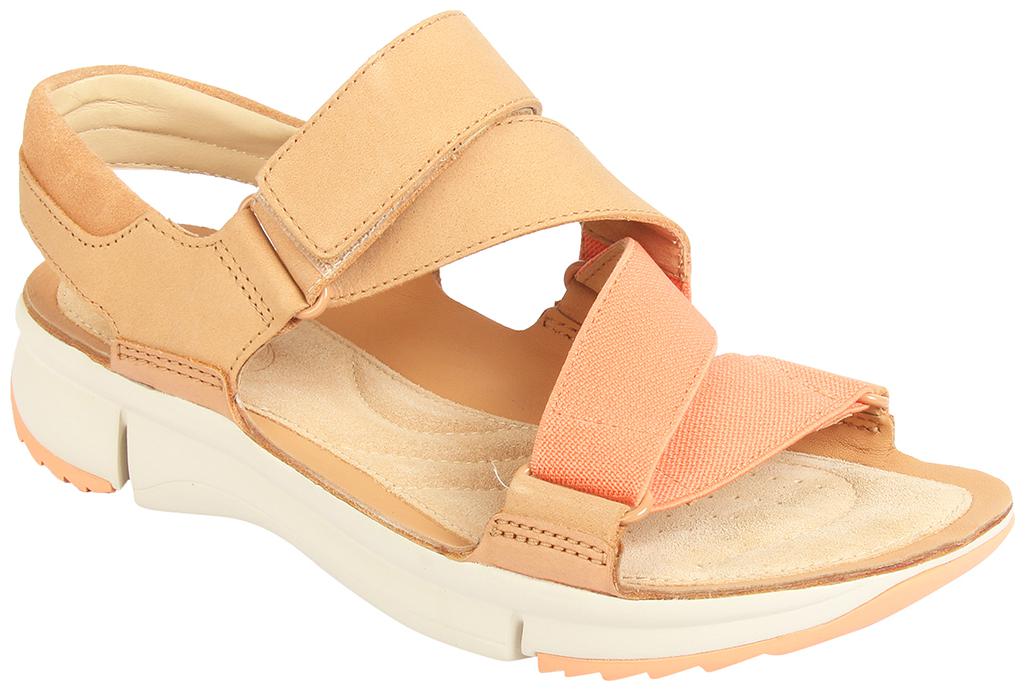

Clarks Women Brown Sandals