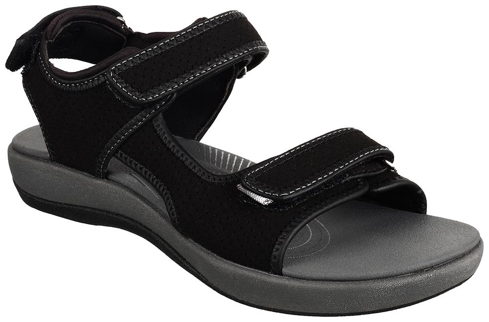 

Clarks Women Black Sandals