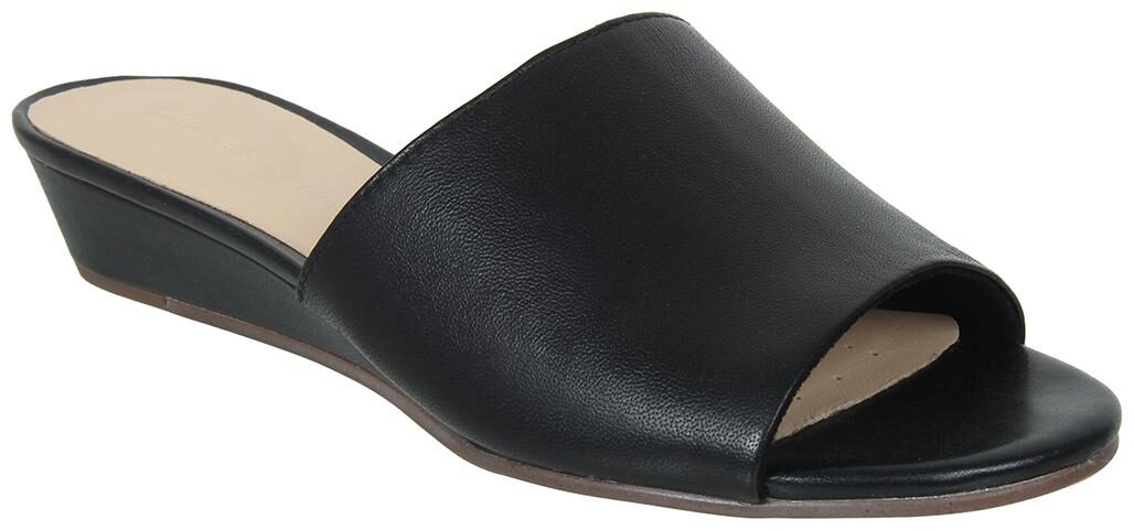 

Clarks Women Black Sandals