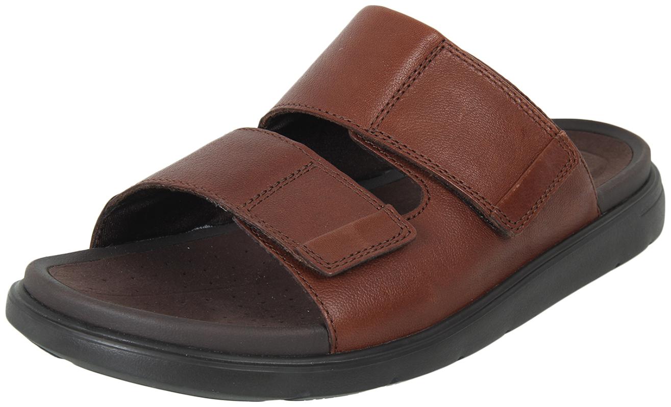 

Clarks Men Brown Floaters