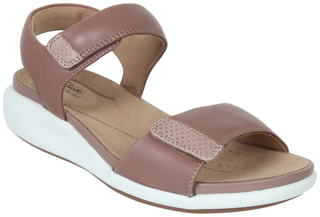 

Clarks Women Pink Wedges