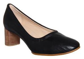 https://assetscdn1.paytm.com/images/catalog/product/F/FO/FOOCLARKS-WOMENE-SH3407023BA787C/1564586056566_0.jpg