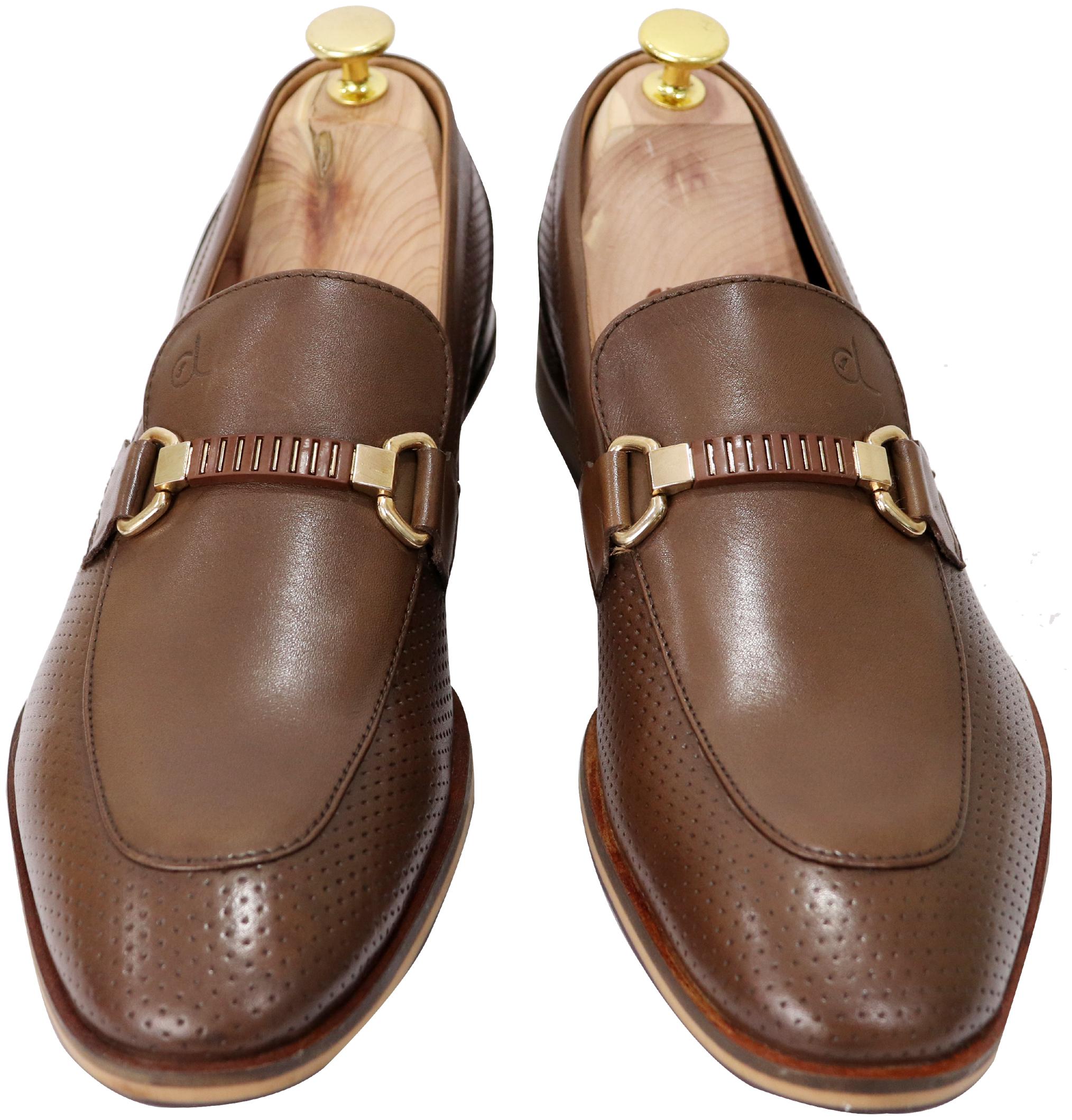 

CLOG LONDON Men Brown Loafers - CL18002