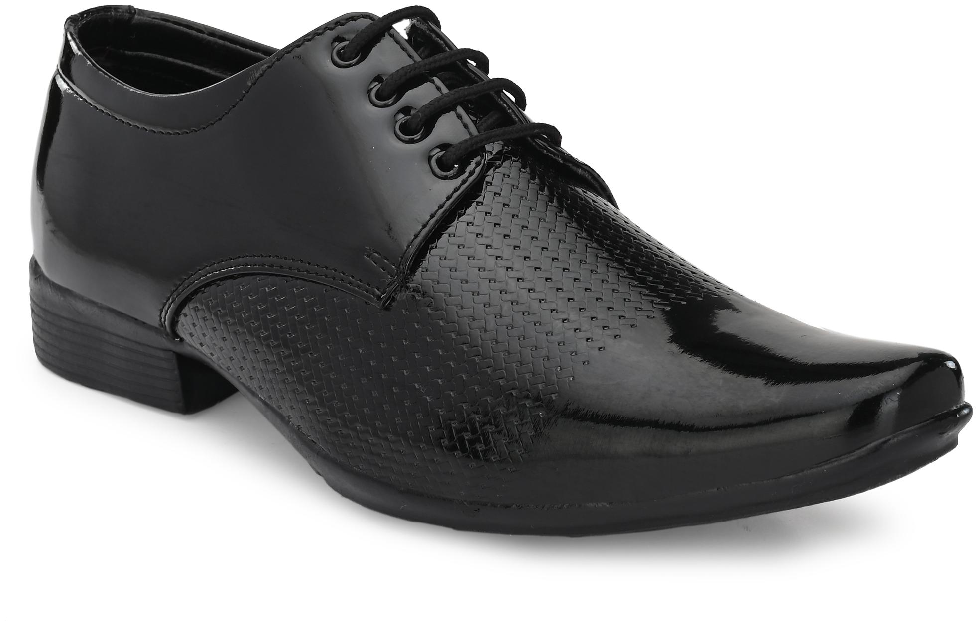 

CLOWITE Men Black Derby Formal Shoes - HD 138 BLACK - HD 138