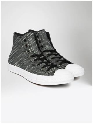 Converse Unisex Black & White Chuck Taylor All Star Sneakers