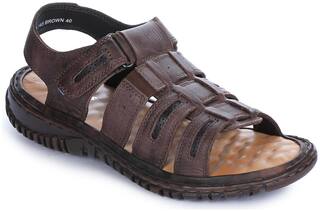 Coolers By Liberty Men Sandals & Floaters