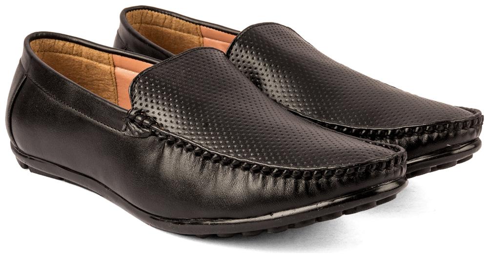 

Corpus Leecam Men Black Formal Shoes