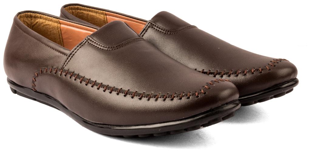 

Corpus Leecam Men Brown Formal Shoes