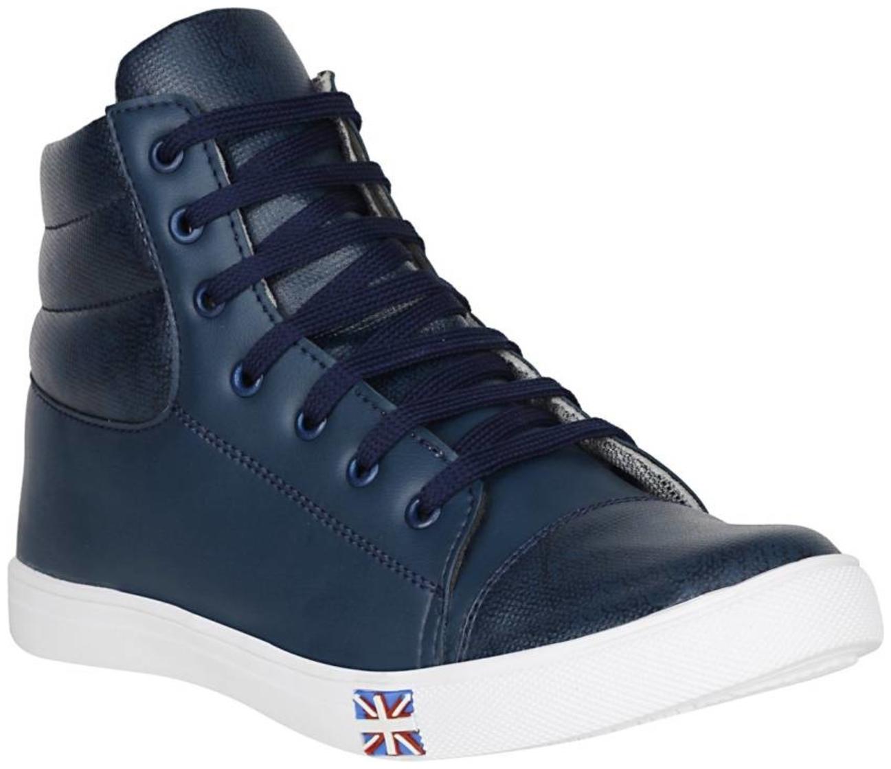 

Dakarr Men Blue Sneakers