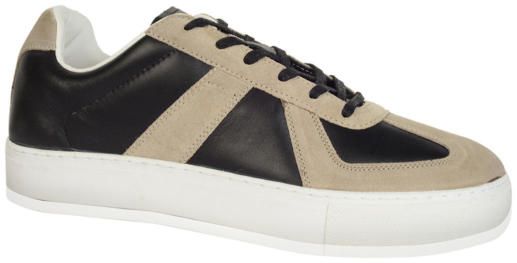 

DCYPHR Men Black Beige Sneakers