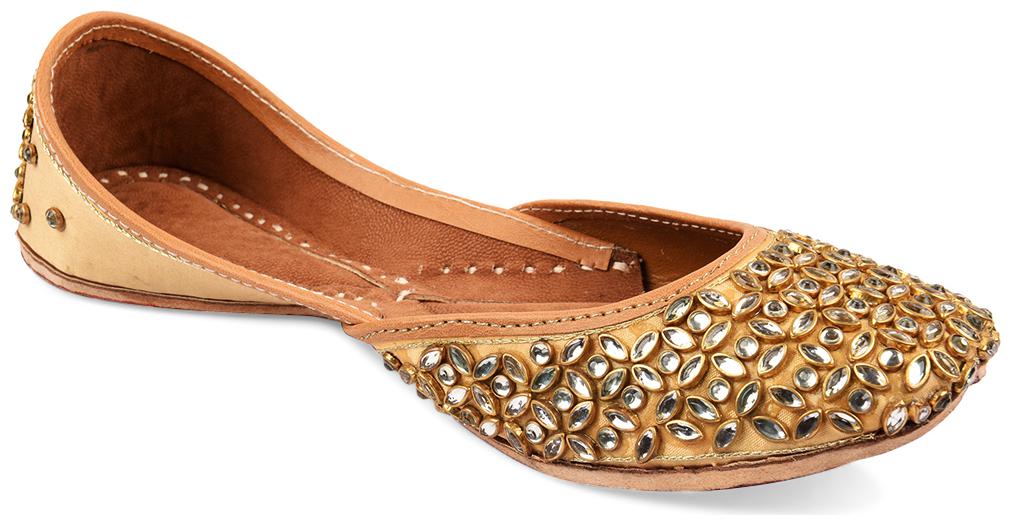 

DESI COLOUR Women Gold Mojaris