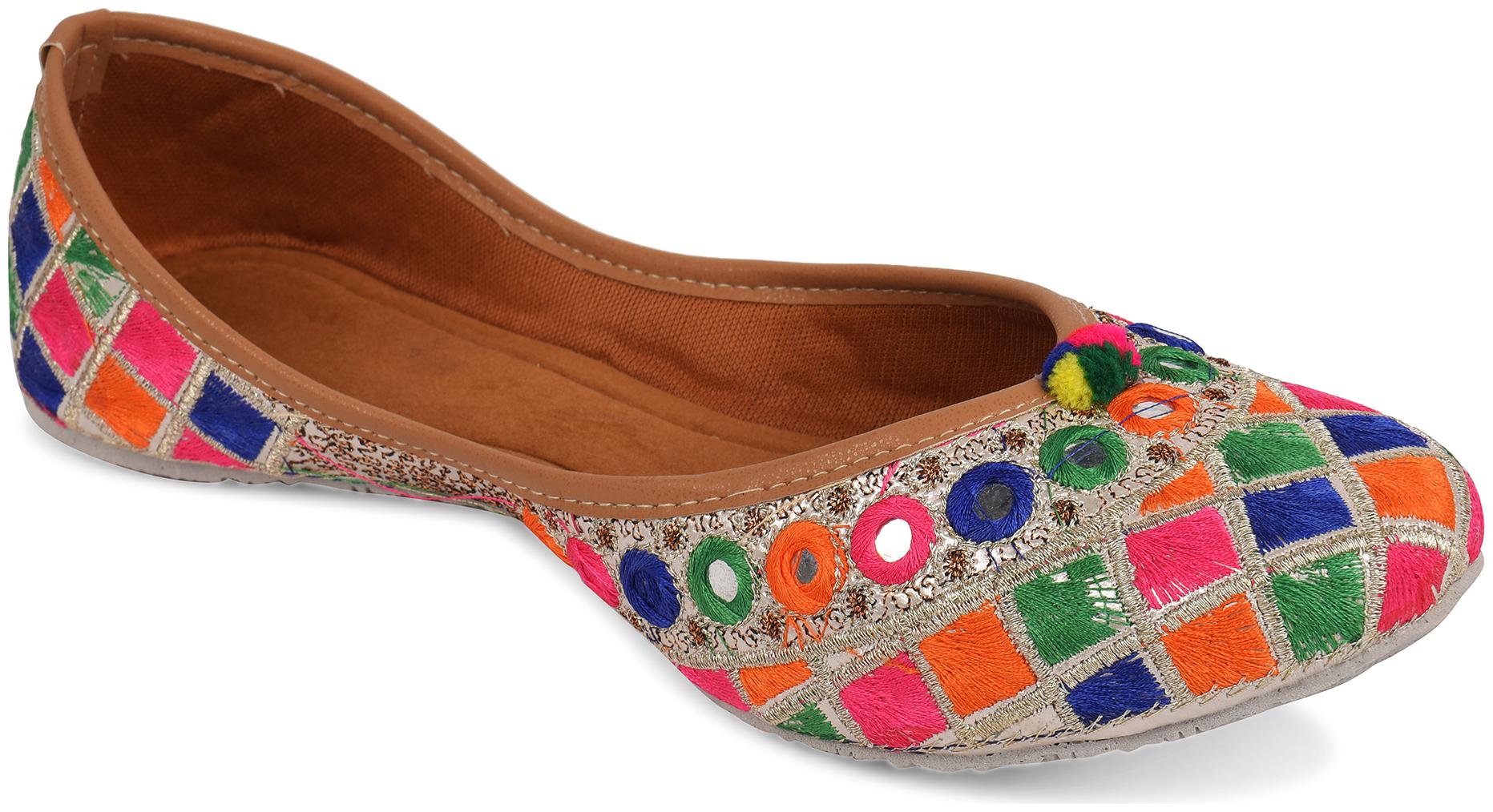 

DESI COLOUR Women Multi-Color Mojaris