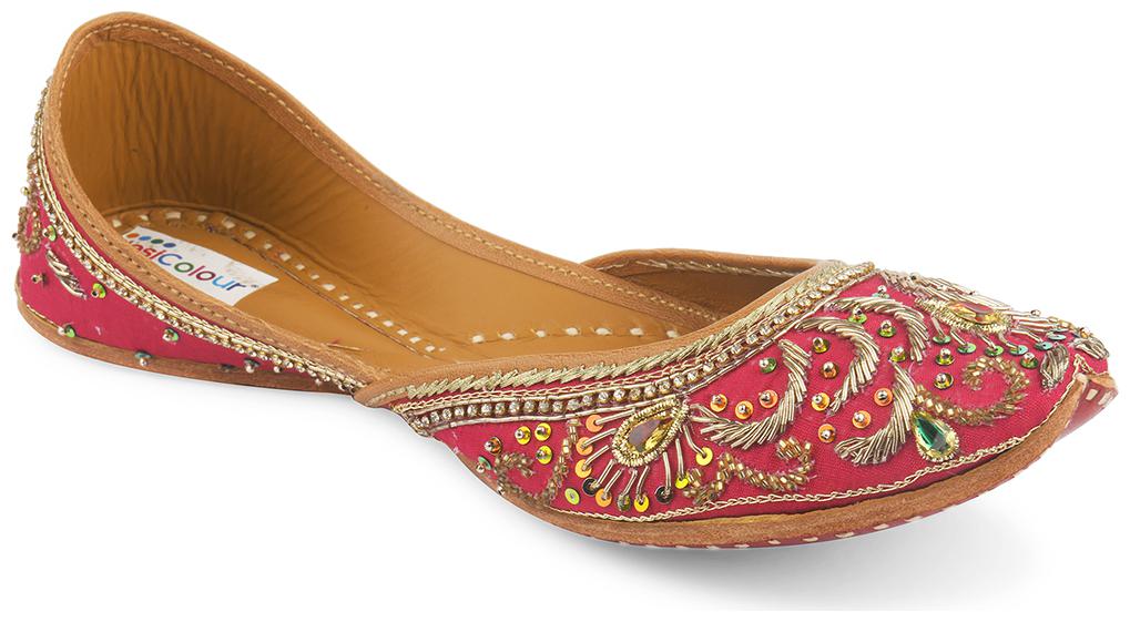 

DESI COLOUR Women Pink Mojaris