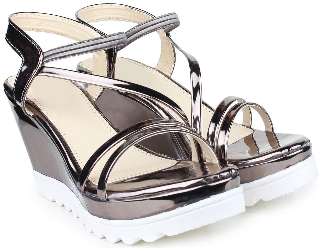 

Do Bhai Black Wedges