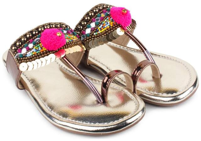 Do Bhai Kolhapuri For Women ( White )