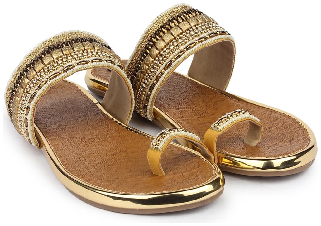 

Do Bhai Golden Sandals