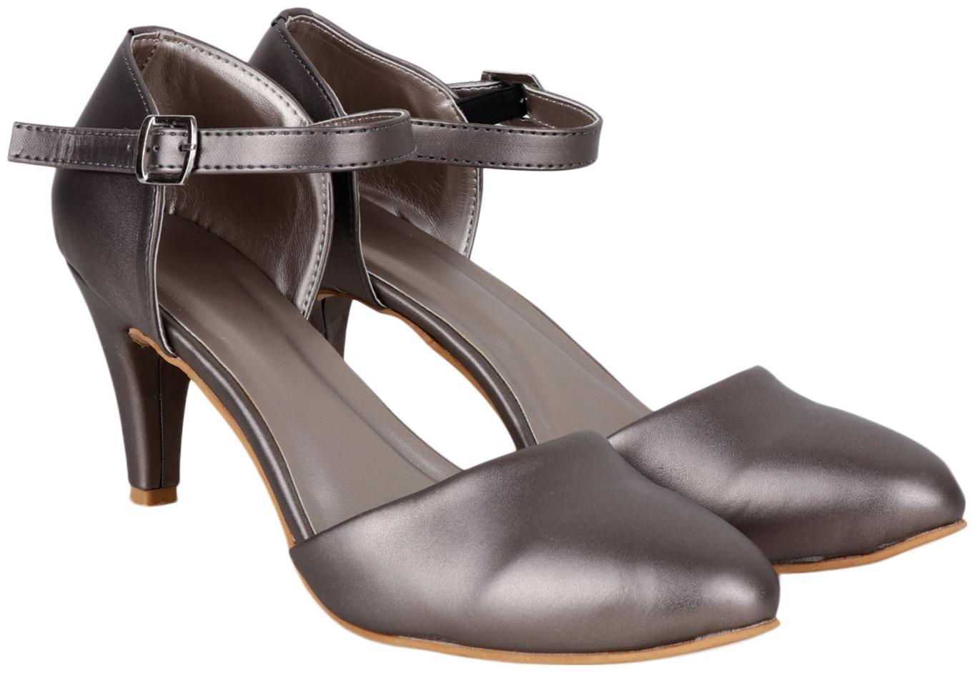 

Do Bhai Women Grey Pumps