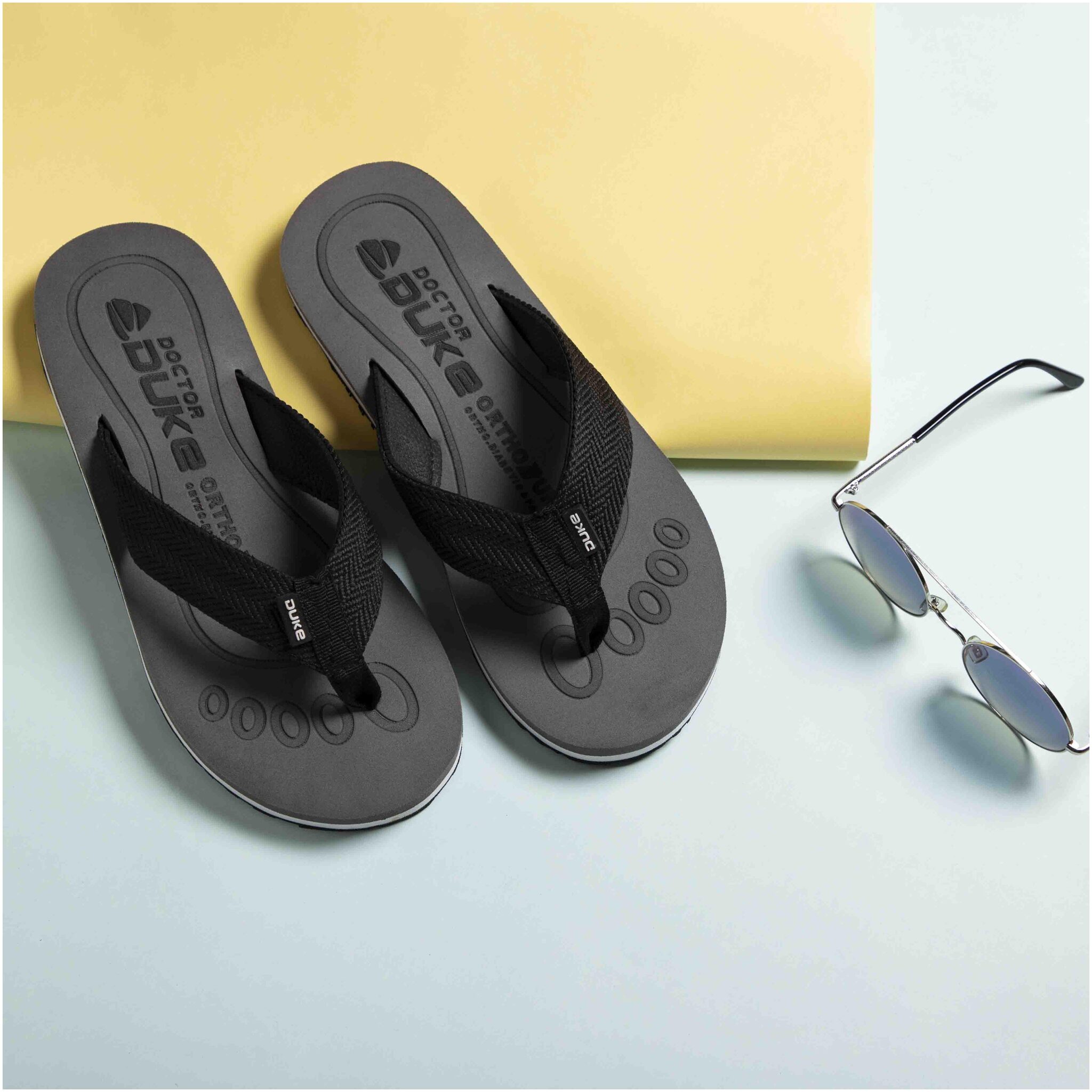 

Duke Men Grey Flip-Flops - 1 Pair
