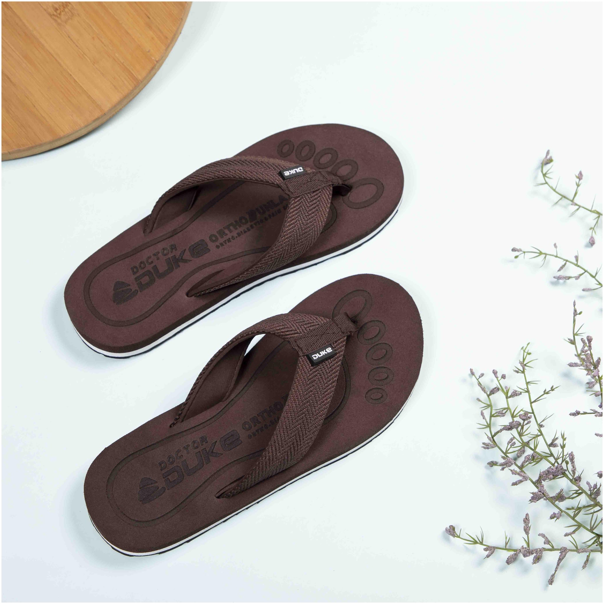 

Duke Men Brown Flip-Flops - 1 Pair